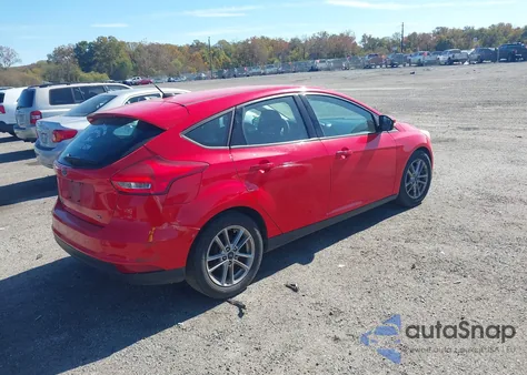 2016 Ford Focus Se z USA, uszkodzony, nr VIN 1FADP3K28GL263848